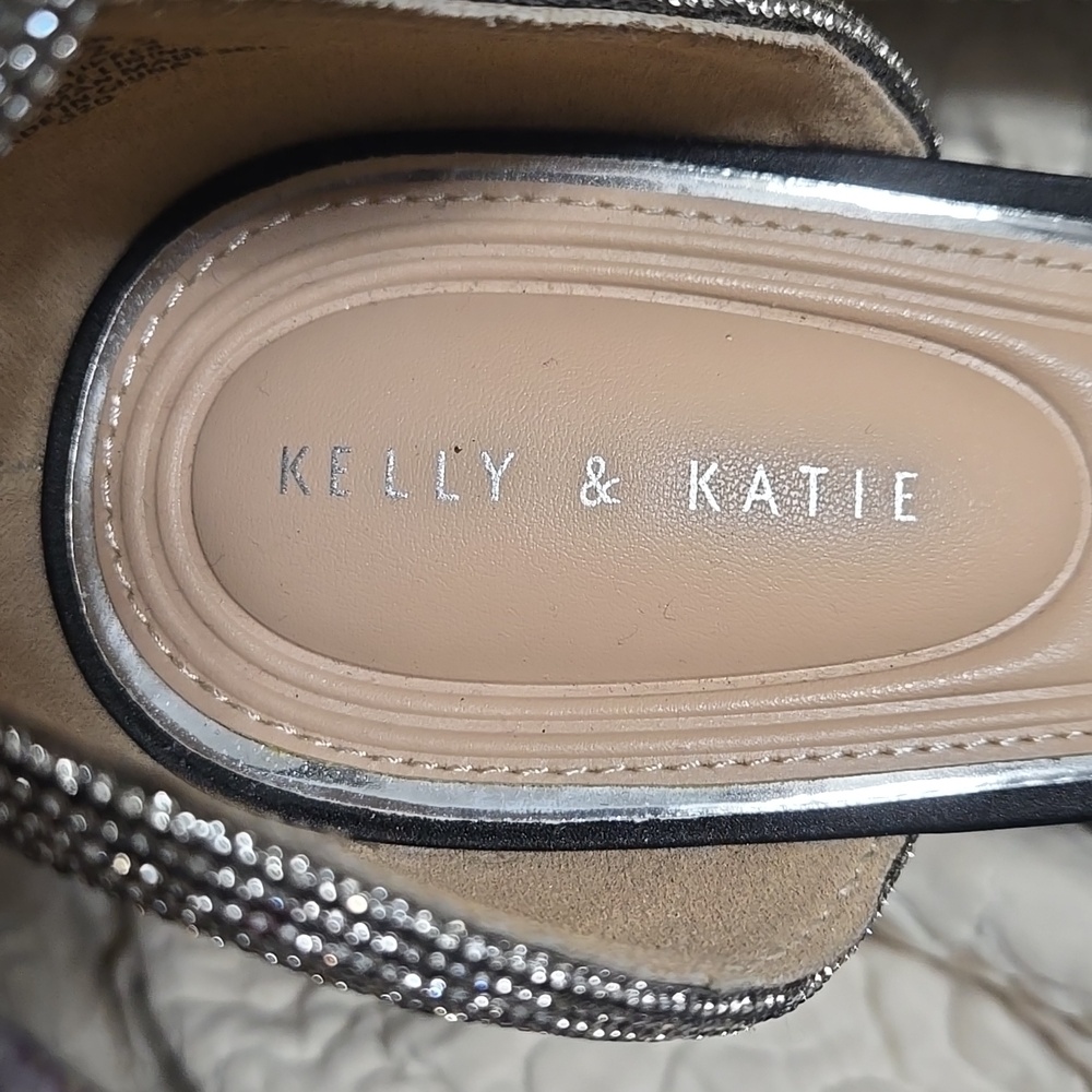 Kelly & Katie Black Satin Heels with Glittering Bow Size 11M - Picture 6 of 10